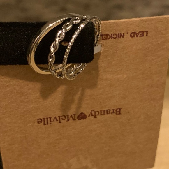 Brandy Melville Set of three unique silver tone Ring bands - Picture 5 of 10